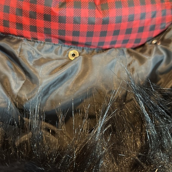 Talbots red and black gingham puffer coat with detachable faux fur hood size XS - Picture 4 of 6